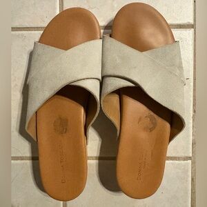 Women's Tan Slide Sandals